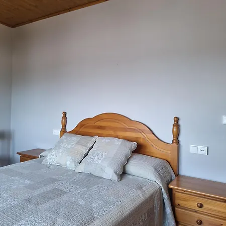 Apartament Llivia * ييفيا